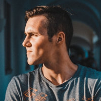Charles Miller, increased customers engagement and signups Portrait of Charles Miller, micro SaaS entrepreneur